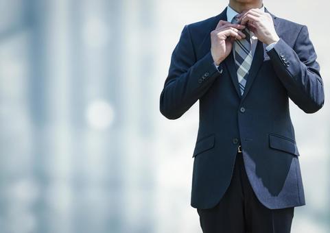 「今の延長線上に、理想の未来はあるか？」 幹部候補として、キャリアを劇的に変える。